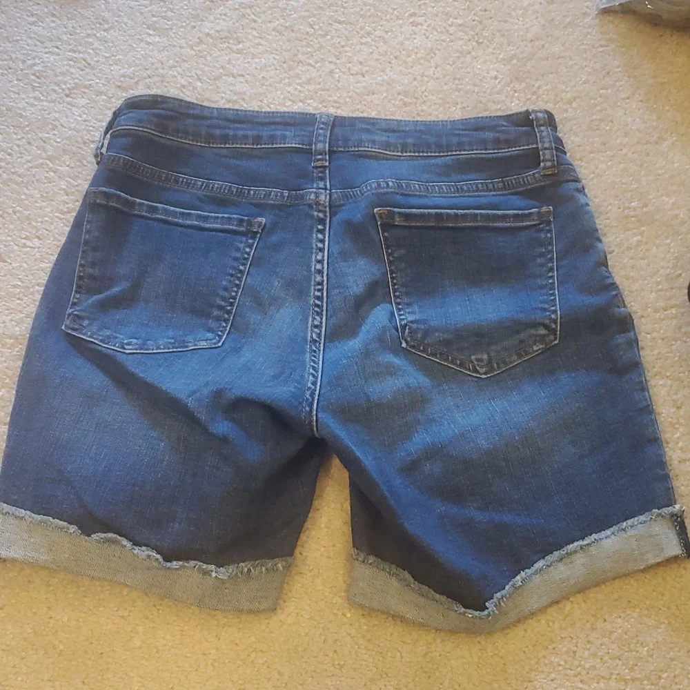 Orvis Kut From The Kloth Women's Cutoff Jean Shorts - Picture 4 of 4